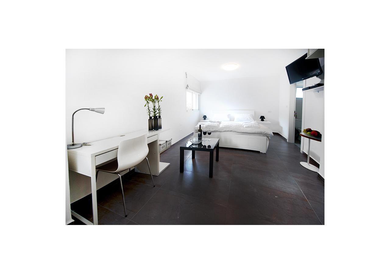 Boutique Apartment "Facing The Sea" Haifa Exteriör bild